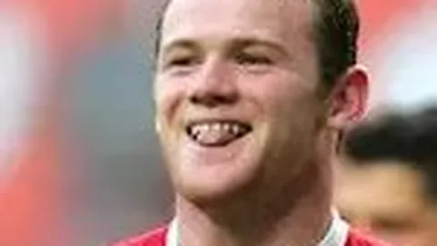 法尔克揭秘：穆西亚拉回归之路未明，俱乐部秉持耐心，无额外压力催促