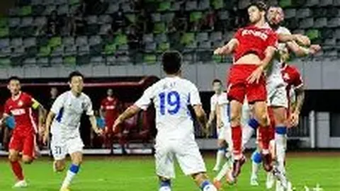 欧冠冠军争霸预测：阿森纳领跑，夺冠概率高达24%，拜仁、曼城紧随其后，争霸格局初现！