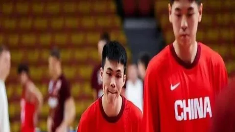 雷霆归来尊龙凯时官网：威少巅峰演讲，签约背后的秘密